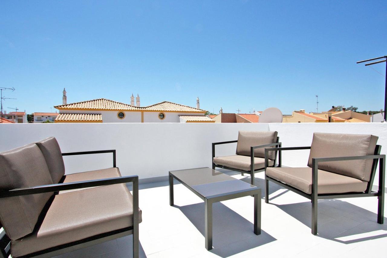 Casa Charme. Casa Moderna Com Terraços e Garagem em Tavira Vila Exterior foto